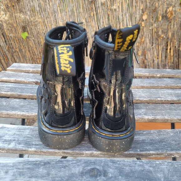 Kids Dr. Martens 1460 Black Patent leather Star Glitter Lace up boots Size 3 US - Picture 4 of 12